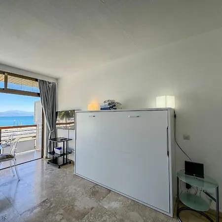 Appartement In Playamar Near & Promenade